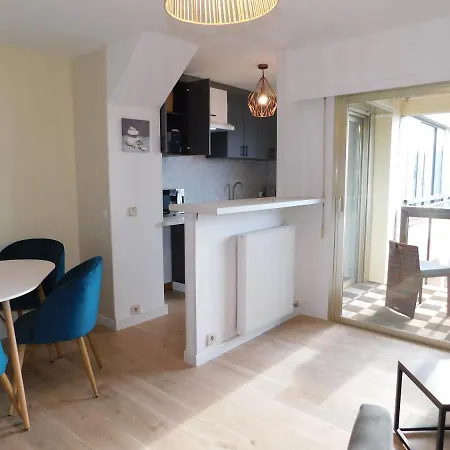 Center Bay T1 7eme Les Pieds Dans L'eau Et Parking Daire Antibes