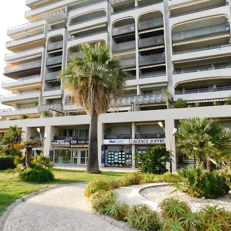 Center Bay T1 7eme Les Pieds Dans L'eau Et Parking Daire